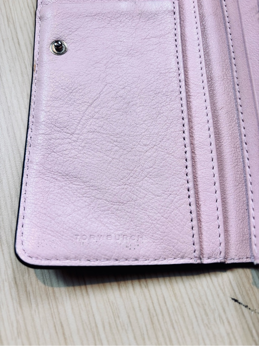 Tory Burch Hicks Garden Slim Envelope Wallet Pink Floral Patent Leather - Picture 7 of 9